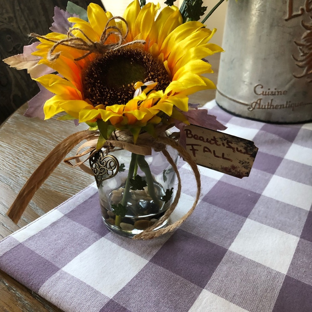 Fall tabletop decor